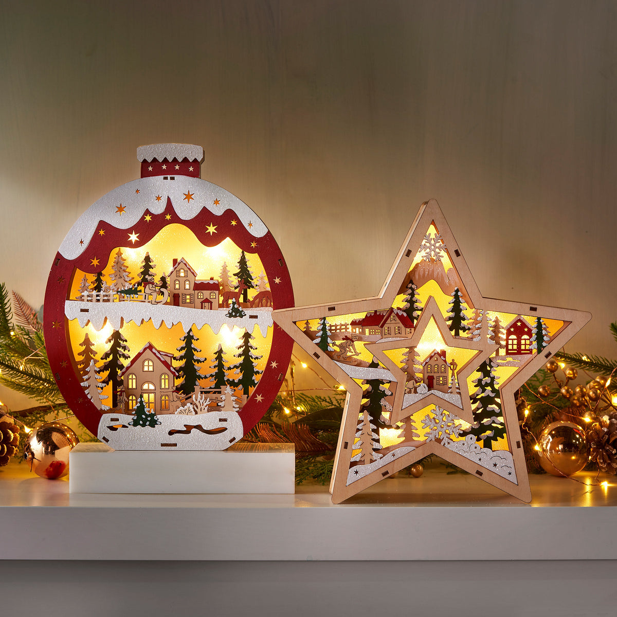 Décoration de Noël — Wooden Fêtes Icons with LED lights - ensemble de 2, Ornament and Star